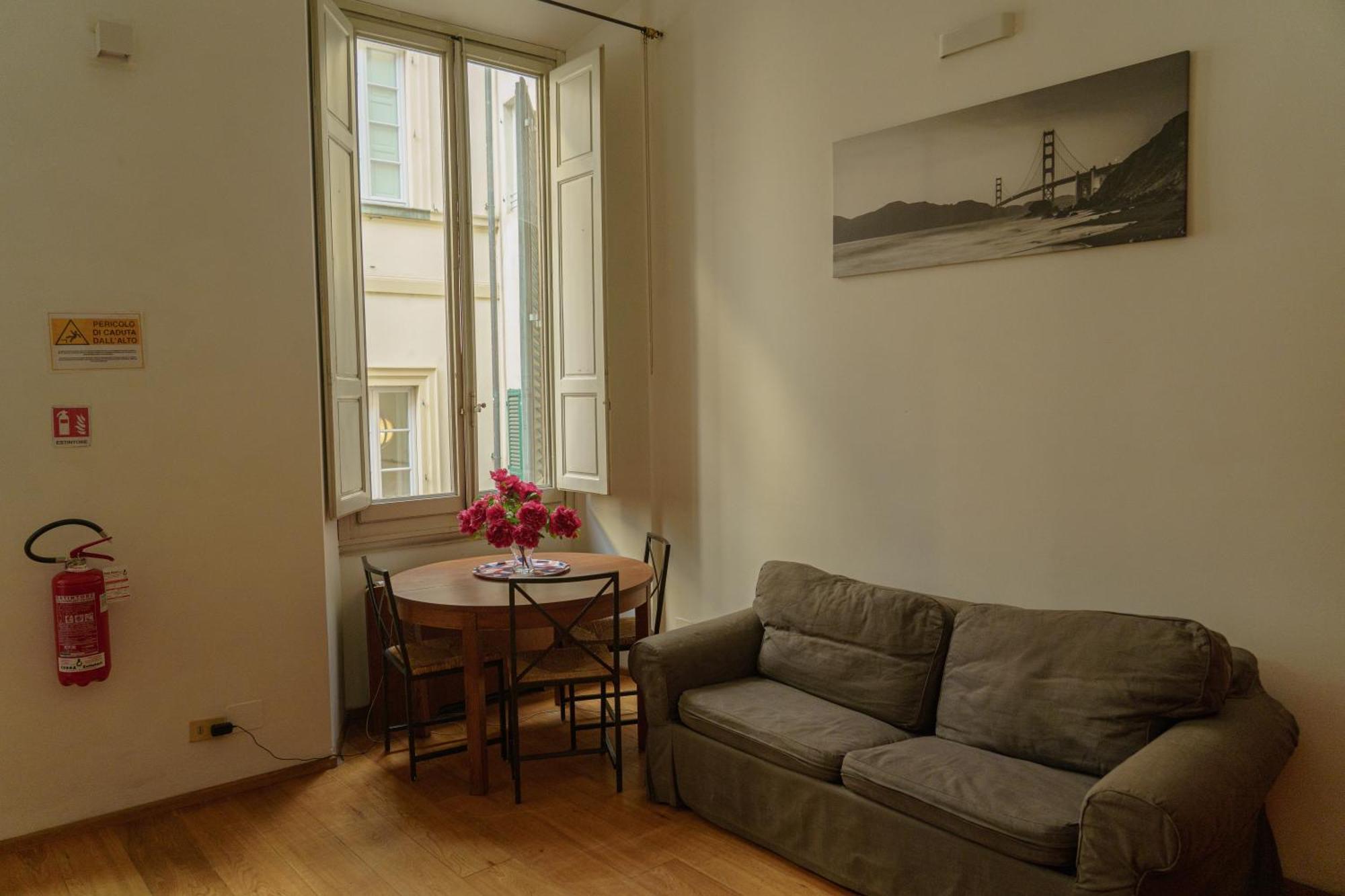 Nice One Bedroom In Historical Building Флоренція Екстер'єр фото